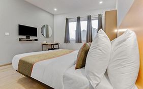 Hotel Capitol Premier - Near Igi Delhi Airport Free Airport Drop